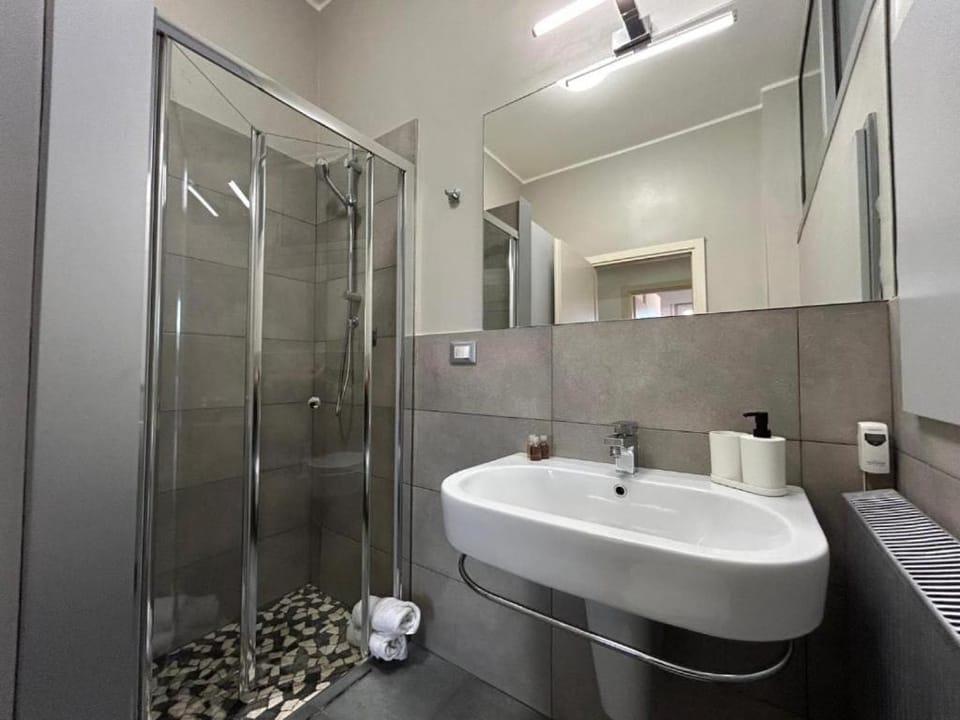 Spacious Apartment close to train station Apartment in Bologna