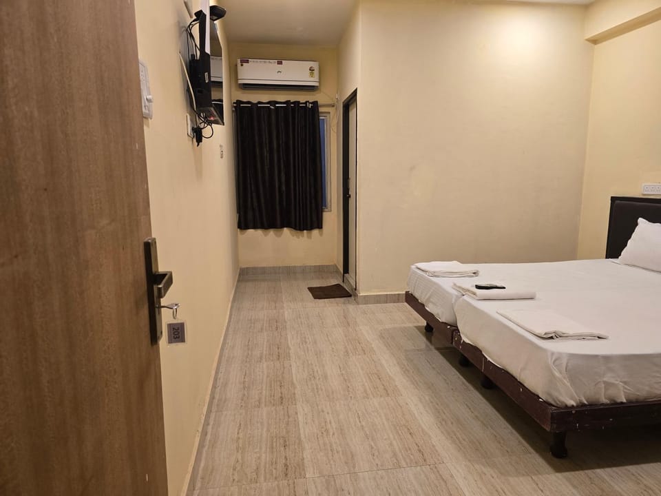 GT Aathika Palace Hotel in Chennai
