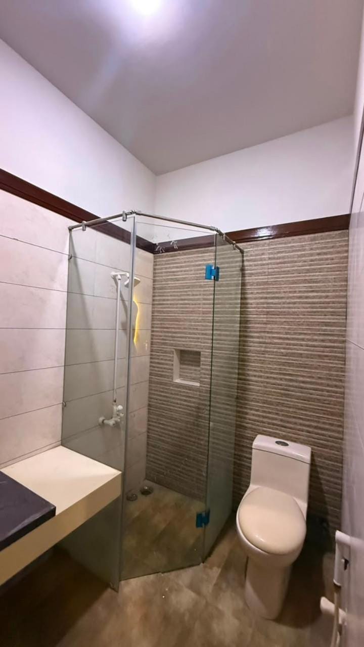 RoN buliding 1st portion Apartment in Karachi