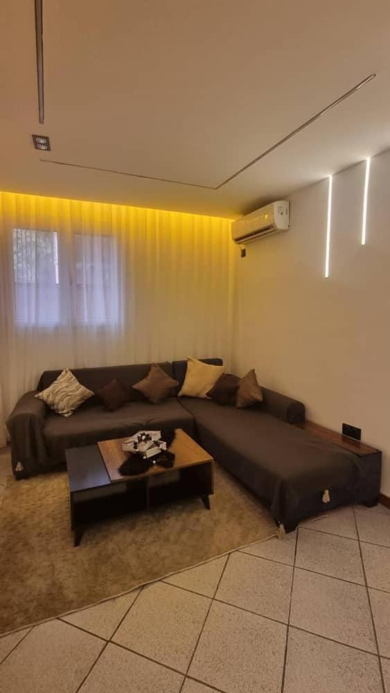 Un appartement de haut standing très luxueux Apartment in Algeria