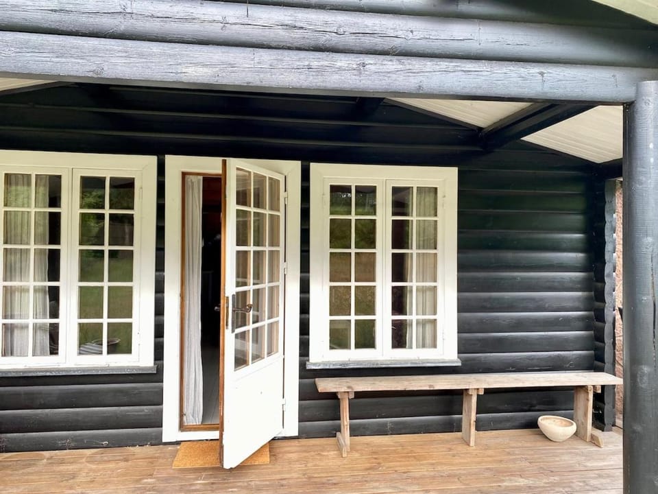 Cozy and authentic log house House in Capital Region of Denmark