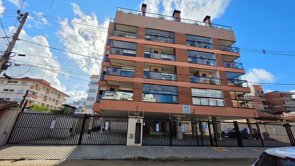 Property building, Street view