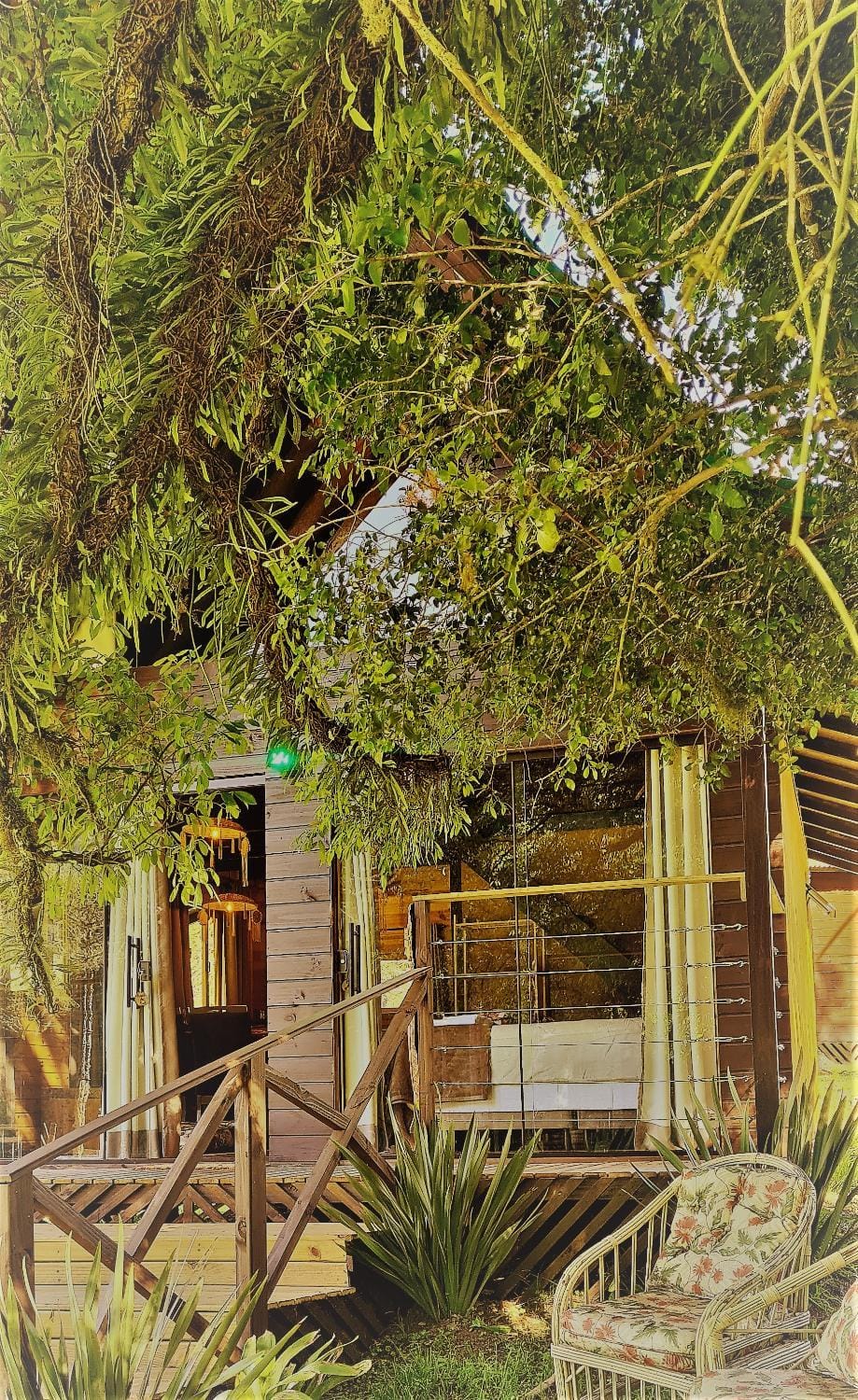 Chales Temporada Jardim do Buda com Piscina Aquecida Bed and Breakfast in State of Santa Catarina