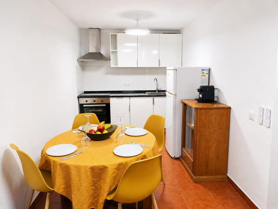 Golden Shell by Sam Houses House in Vila Baleira