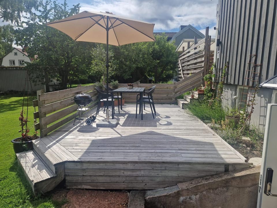 Patio, BBQ facilities, Garden, Dining area