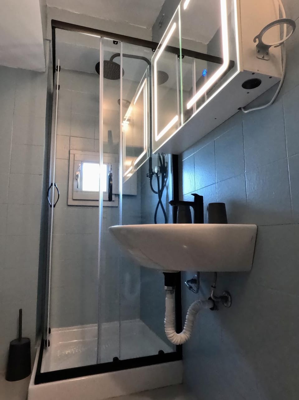 Shower, Bathroom