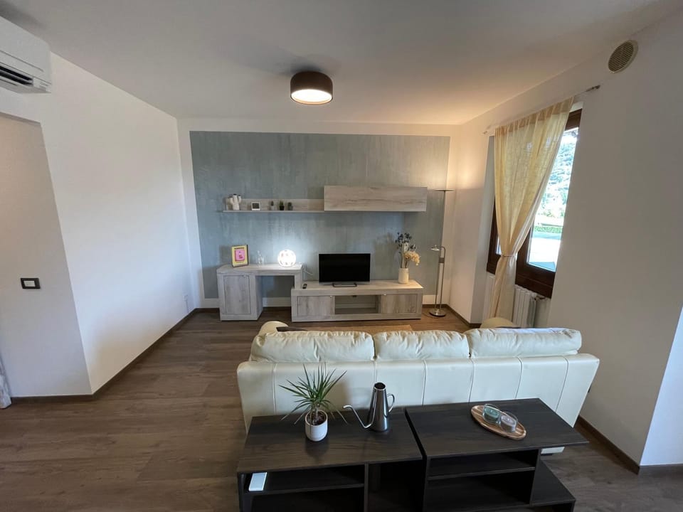 Dama Rosa suite Apartment in Garda