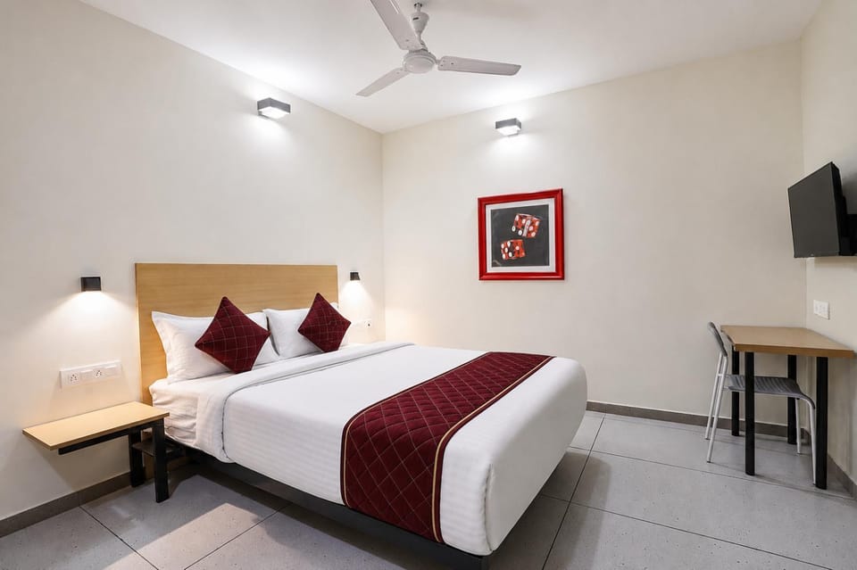Starlight Hotels PONDY BAZAAR T-Nagar Chennai Hotel in Chennai