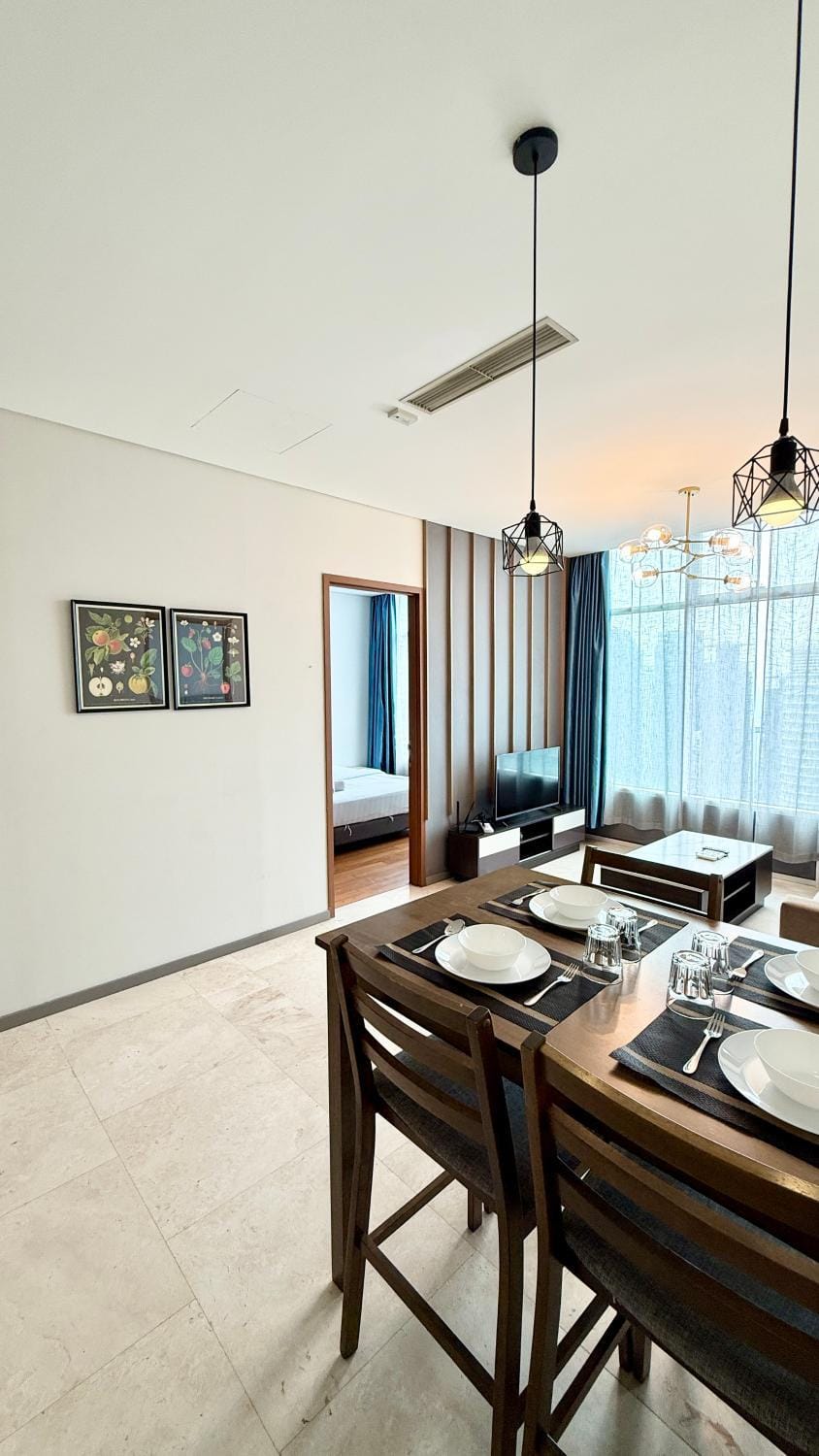 Living room, Seating area, Dining area