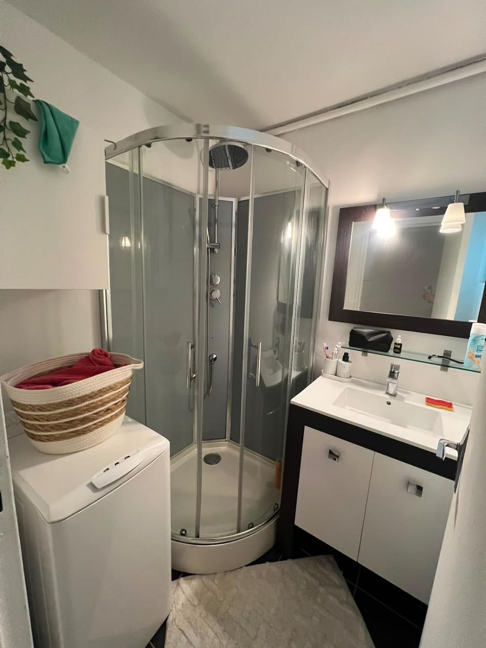 appartement climatisé avec piscine au Ponant La Grande-Motte Apartment in La Grande-Motte