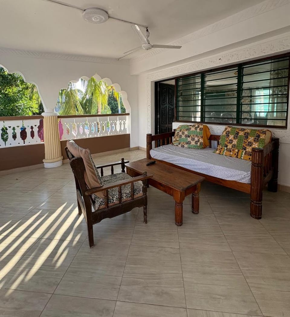 Patio, View (from property/room), Balcony/Terrace, Seating area