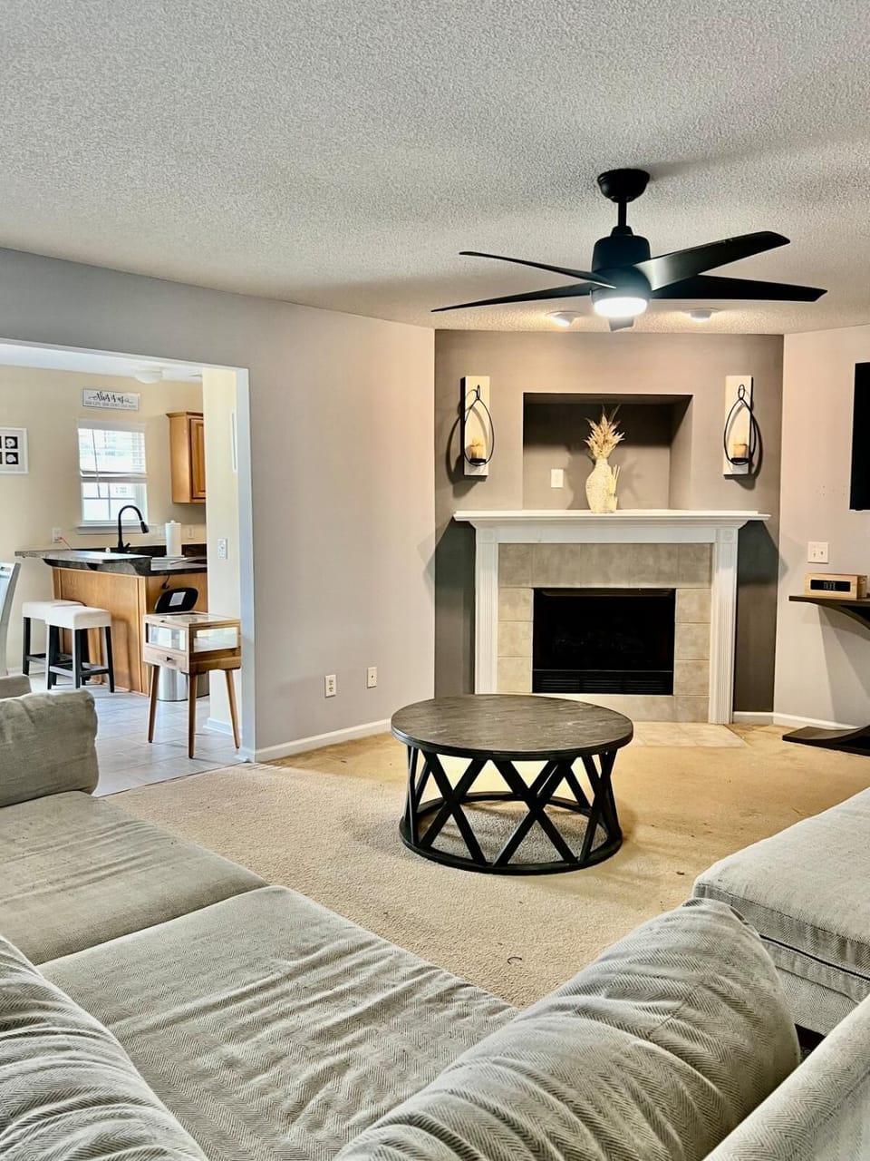 Living room, Seating area