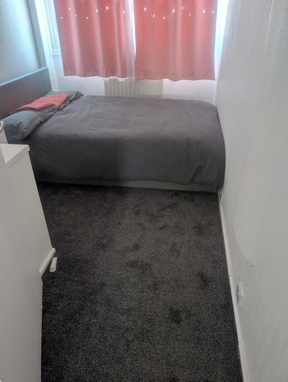 Port Vale Guest House Bed and Breakfast in Newcastle-under-Lyme