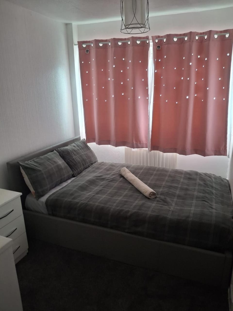 Port Vale Guest House Bed and Breakfast in Newcastle-under-Lyme