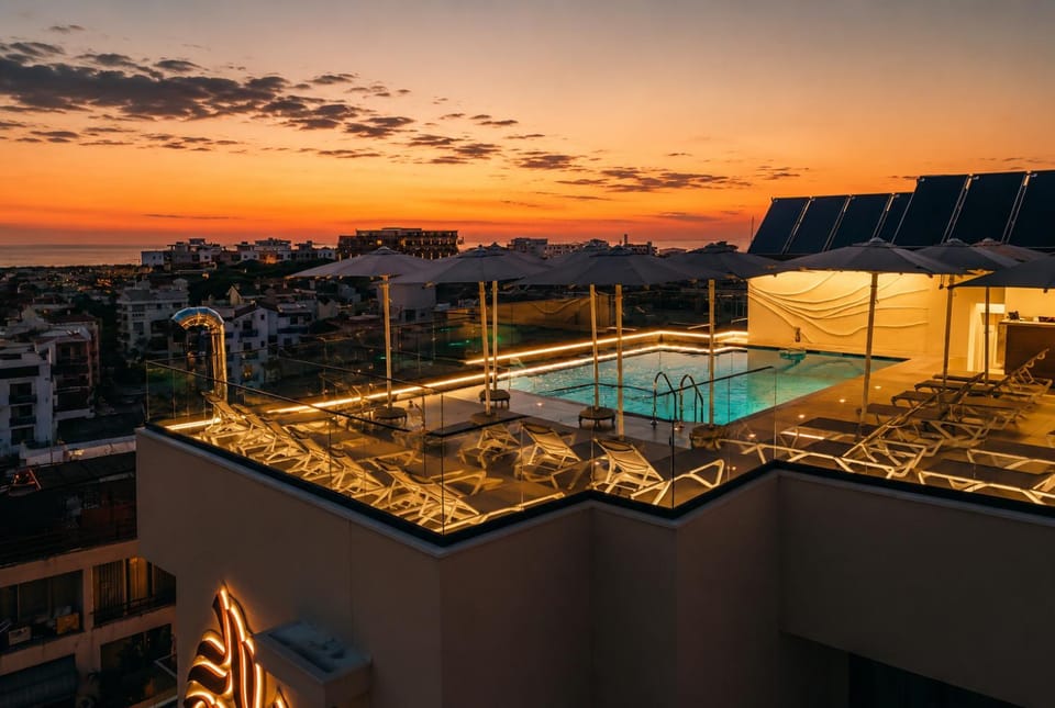 Natural landscape, Landmark view, Landmark view, Pool view, Pool view, Swimming pool, Swimming pool, Sunset, sunbed
