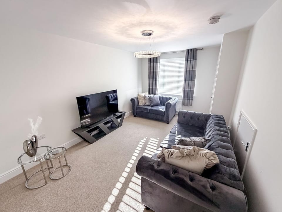 TV and multimedia, Living room, Seating area