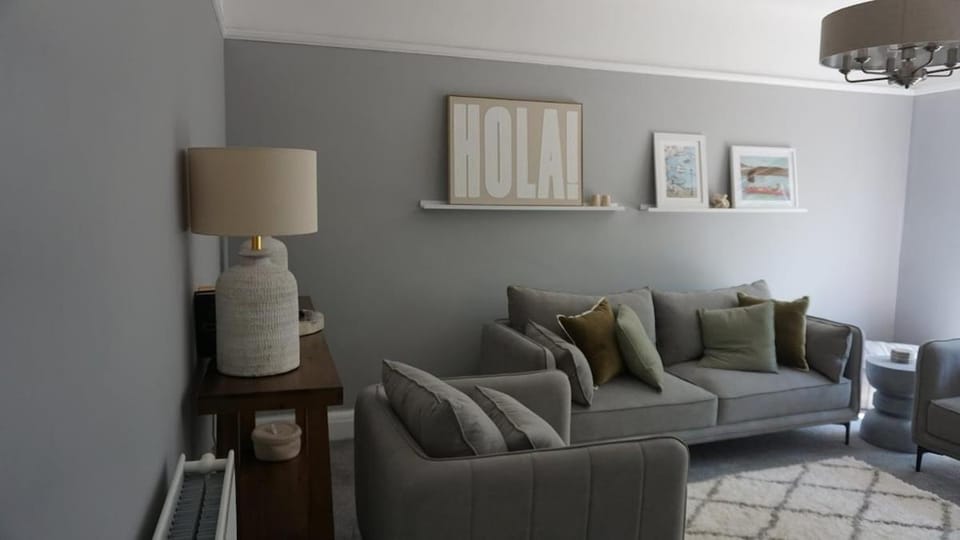 Stylish 3-Bed House Near Beach & Town Centre House in Bexhill
