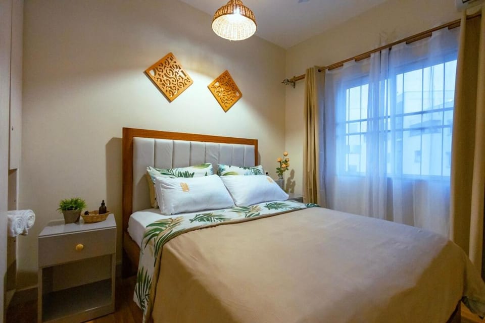 Bedroom, air conditioner