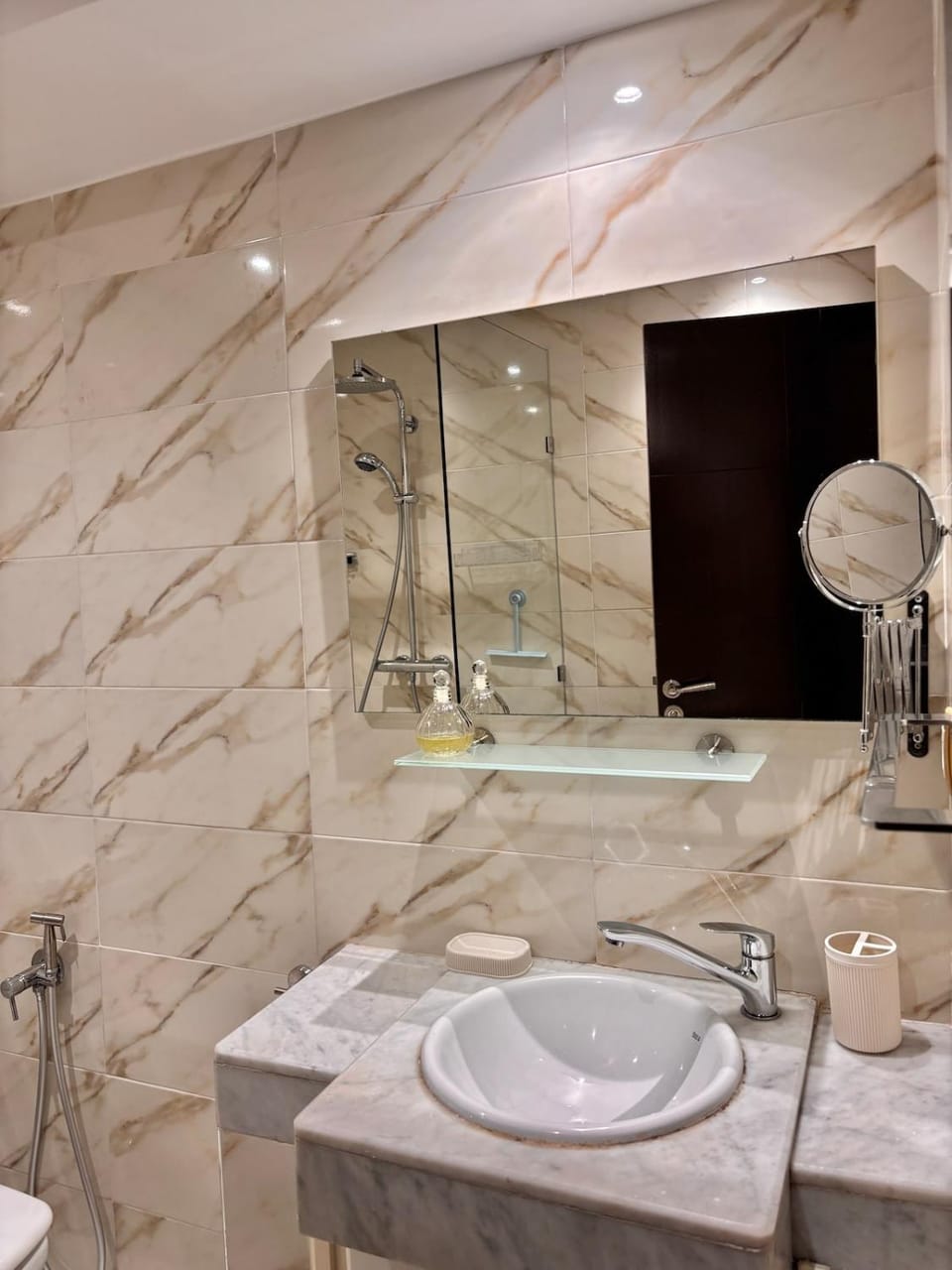 Shower, Bathroom, towels