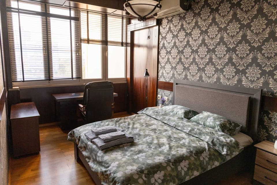 Blloku Residence, Iconic Villa View, Walk Everywhere Apartment in Tirana