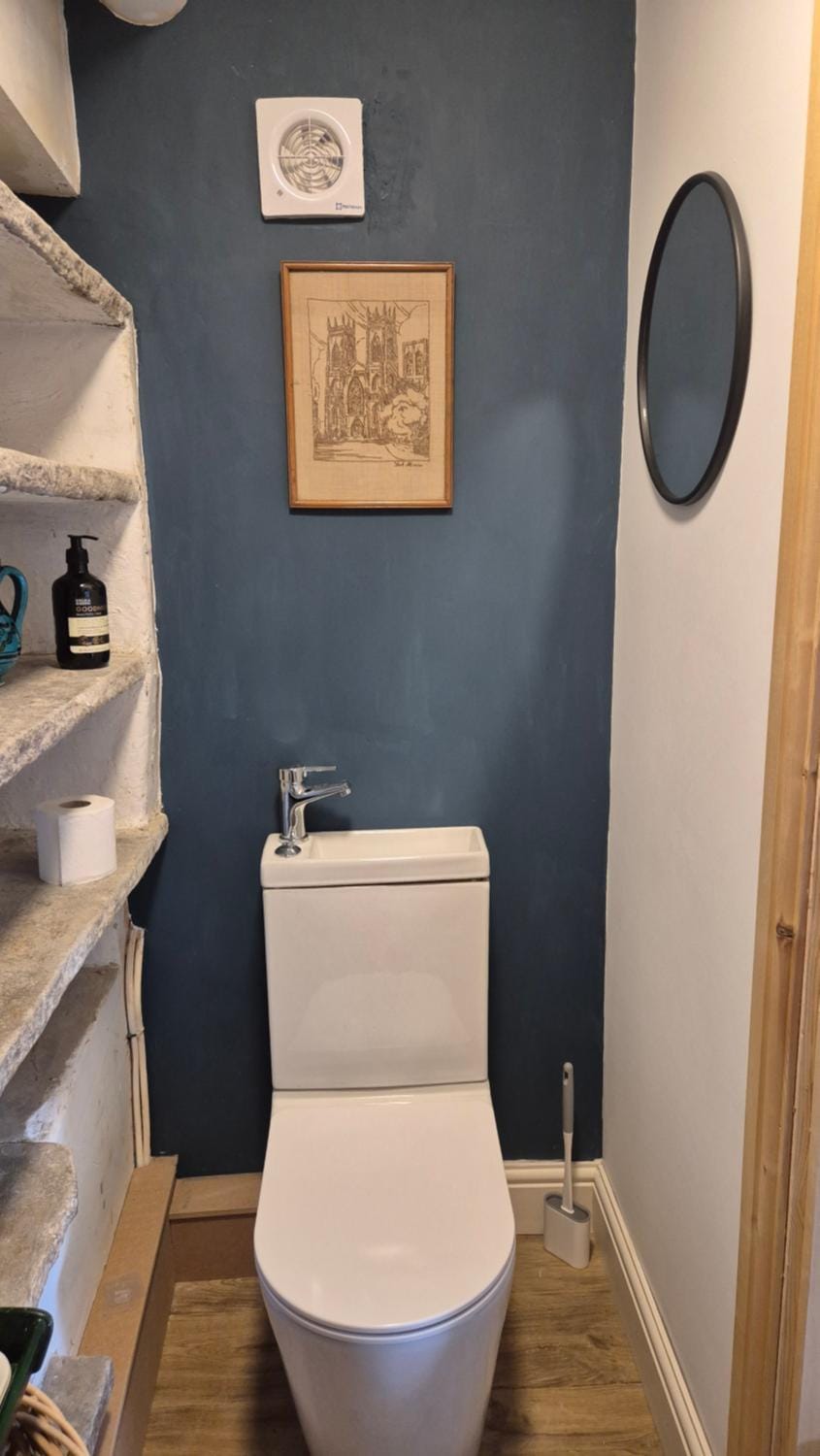 Toilet