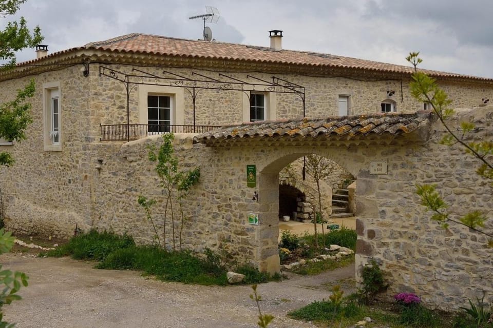 Chambres d'hôtes au Mas du Sire Bed and Breakfast in Occitanie