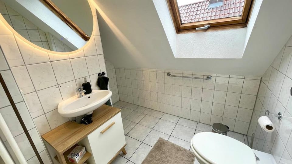 Toilet, Bathroom