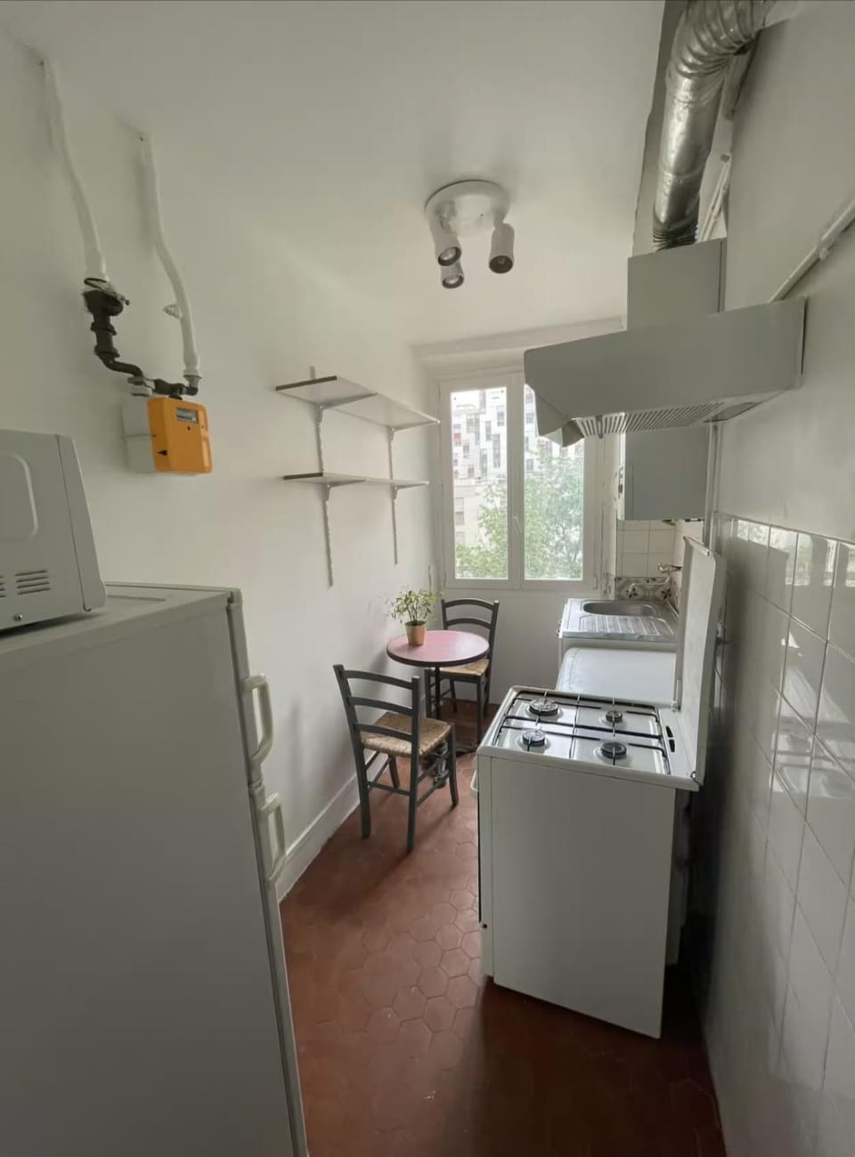 Appartement 3 pièces lumineux près du Père-Lachaise Apartment in Paris