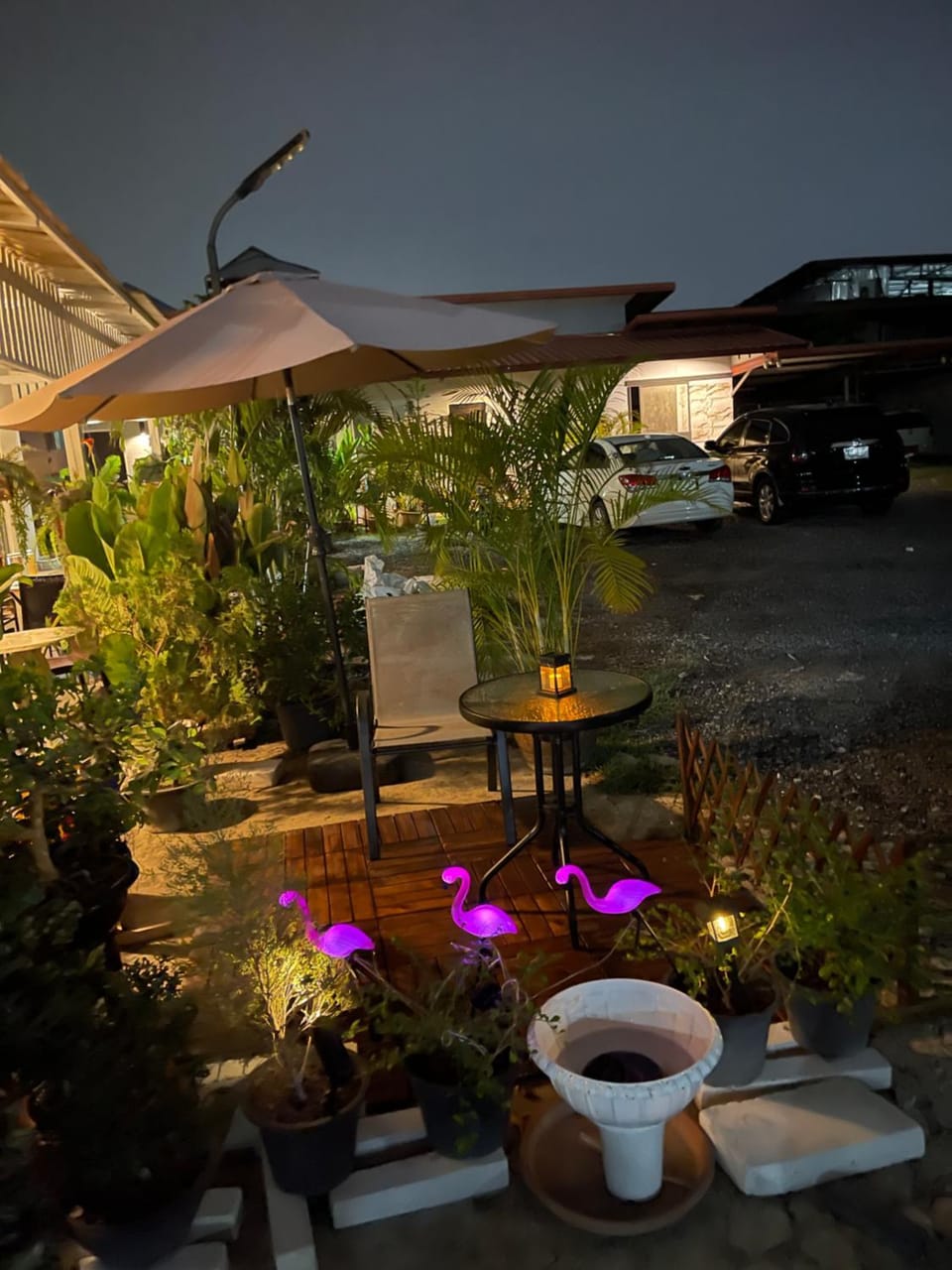 Hidden courtyard Bed and Breakfast in Thailand