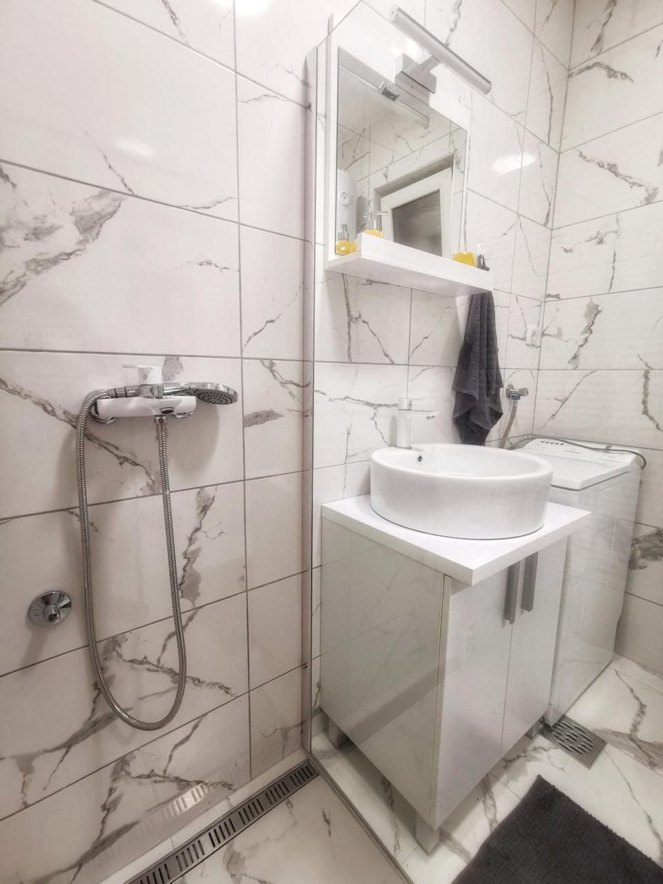 YellowOne Apartment in Novi Sad