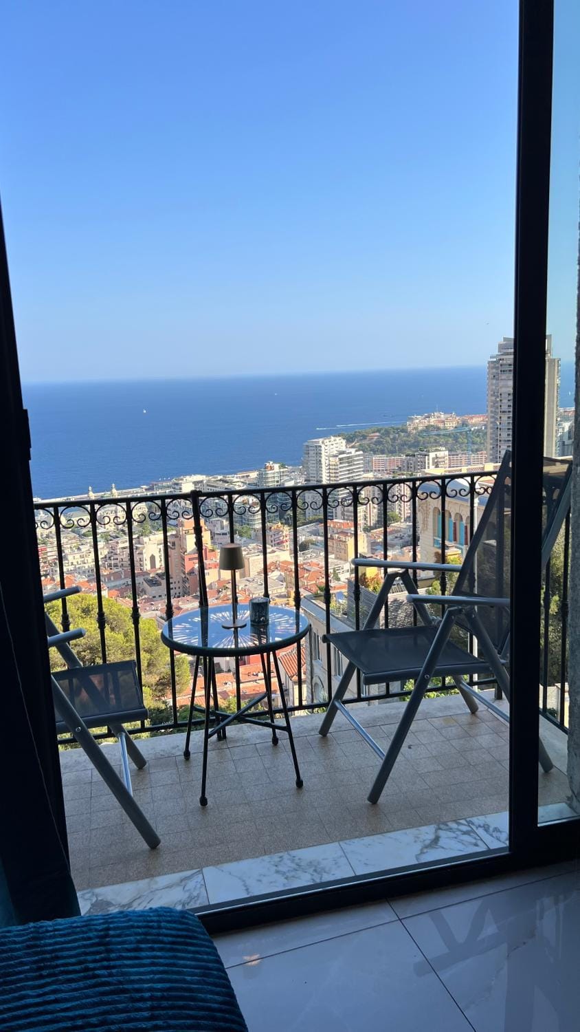 Monaco View Apartment in French Riviera