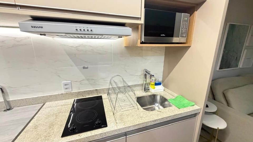 Blend Marista Luxo! Ar no quarto e na sala! Cozinha pra Café da manhã ou buffet na mesma torre! Restaurante em frente e Empório Prime na esquina! Apartment in Goiania