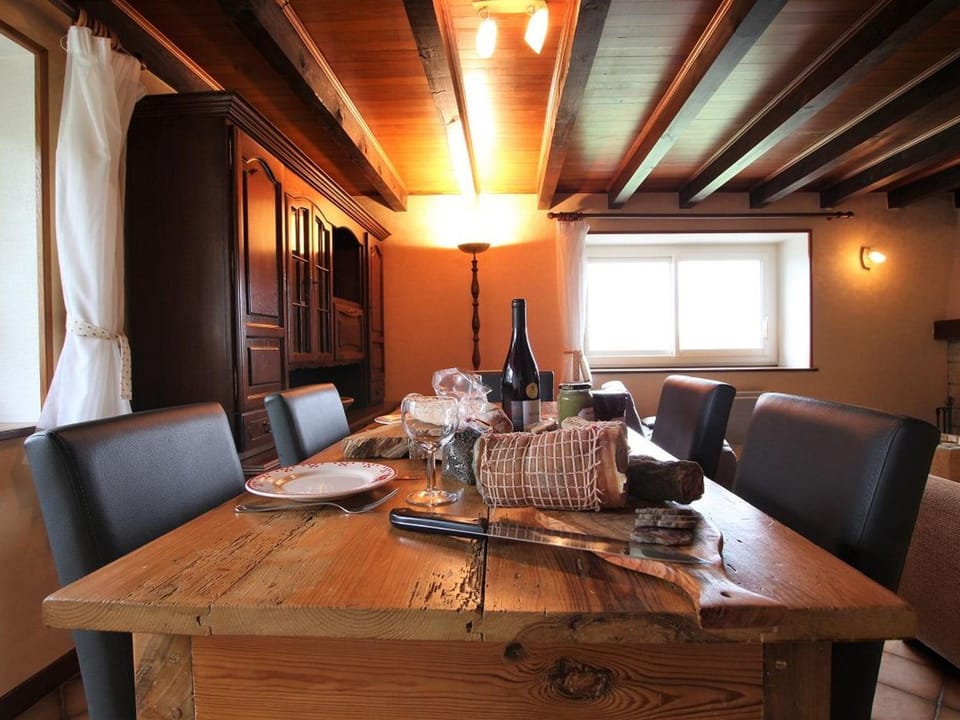 Ferme rénovée, vue panoramique - pers. - FR-1-582-552 House in Auvergne-Rhône-Alpes