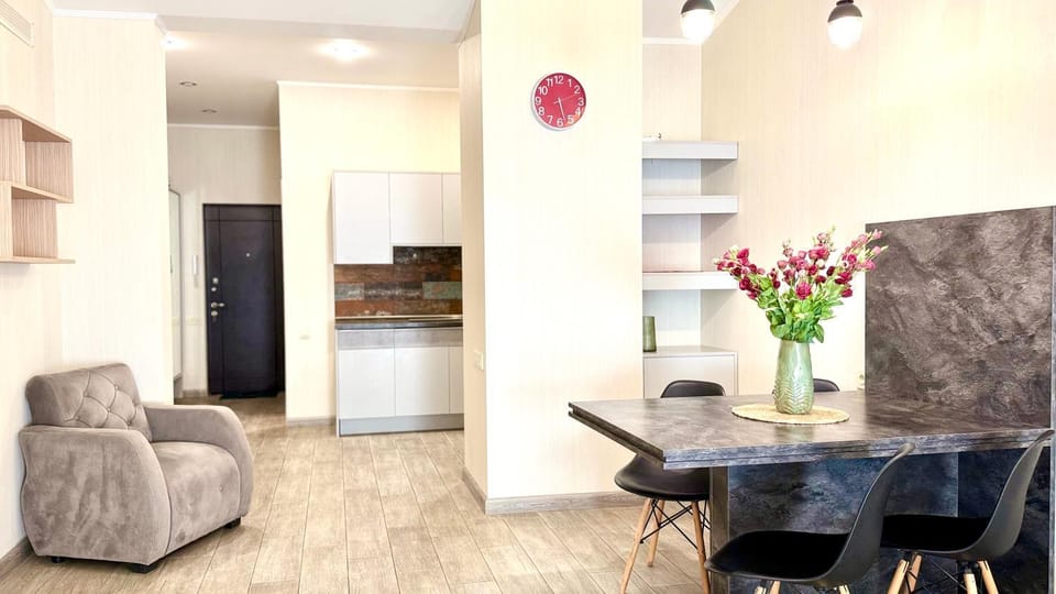 Kitchen or kitchenette, Living room, Dining area, oven, pet friendly