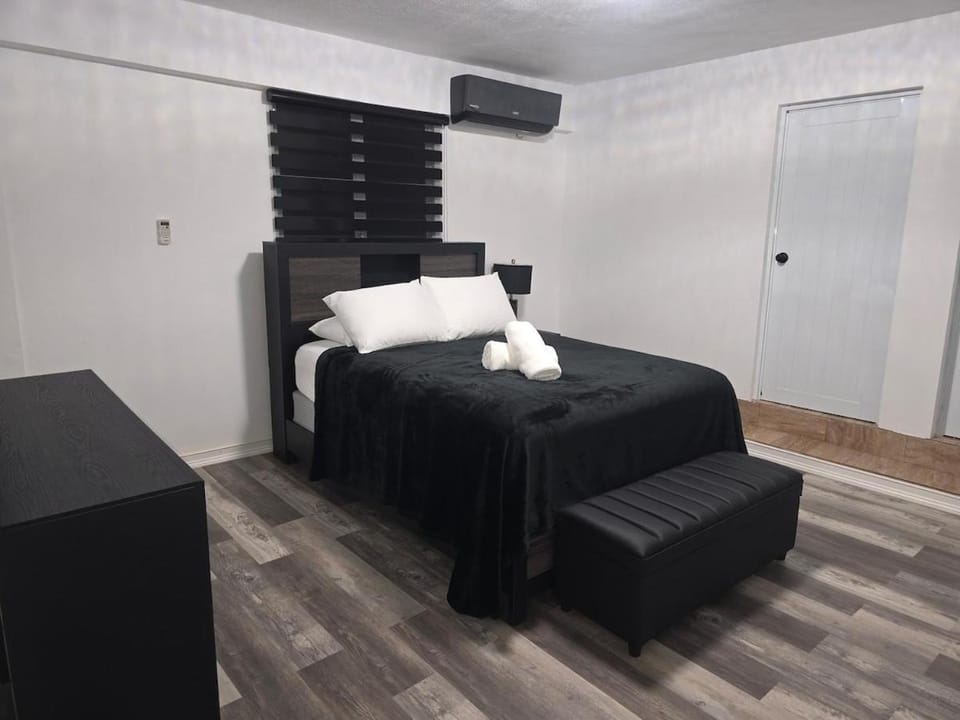 Black House Apartment in Rincón