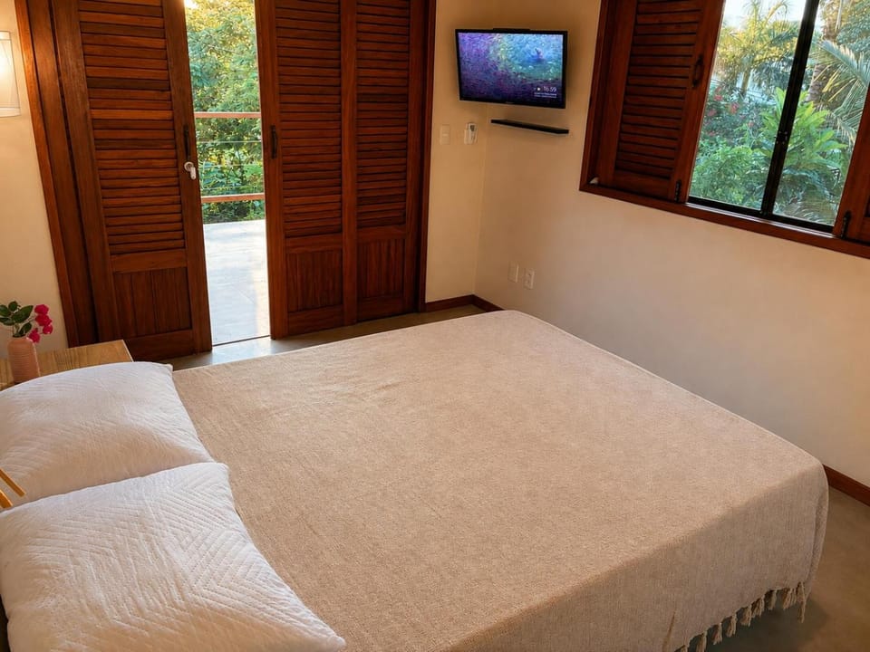 Bed, TV and multimedia