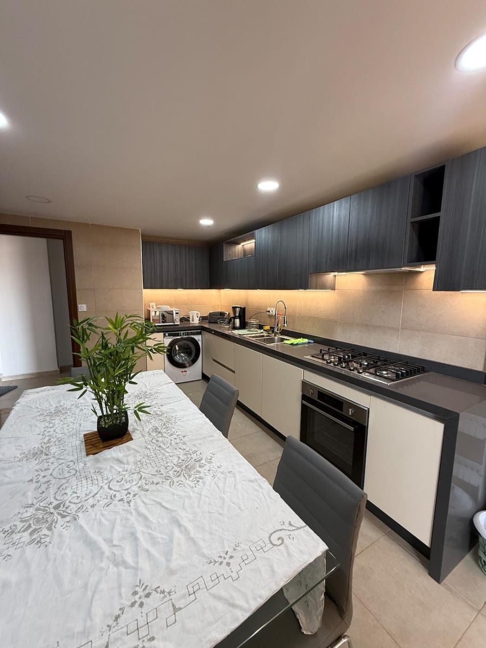 Magnifique T4 avec vue sur la baie Apartment in Oran