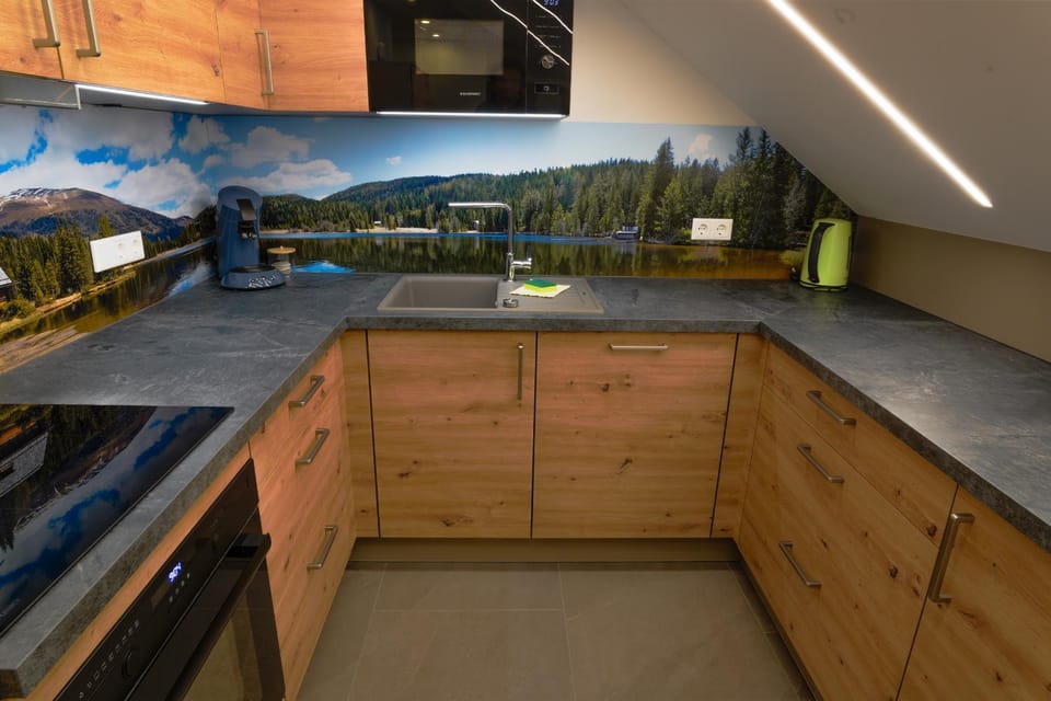 Kitchen or kitchenette