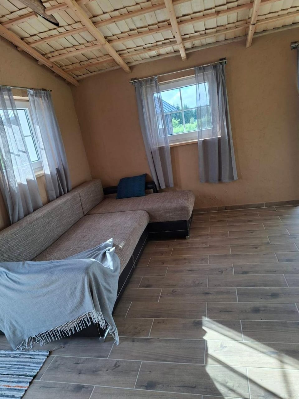 Bed, Living room, Photo of the whole room