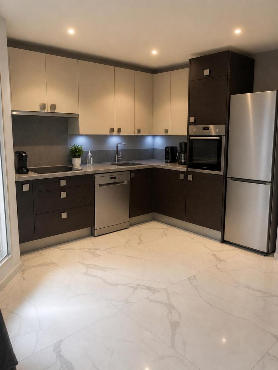 Kitchen or kitchenette