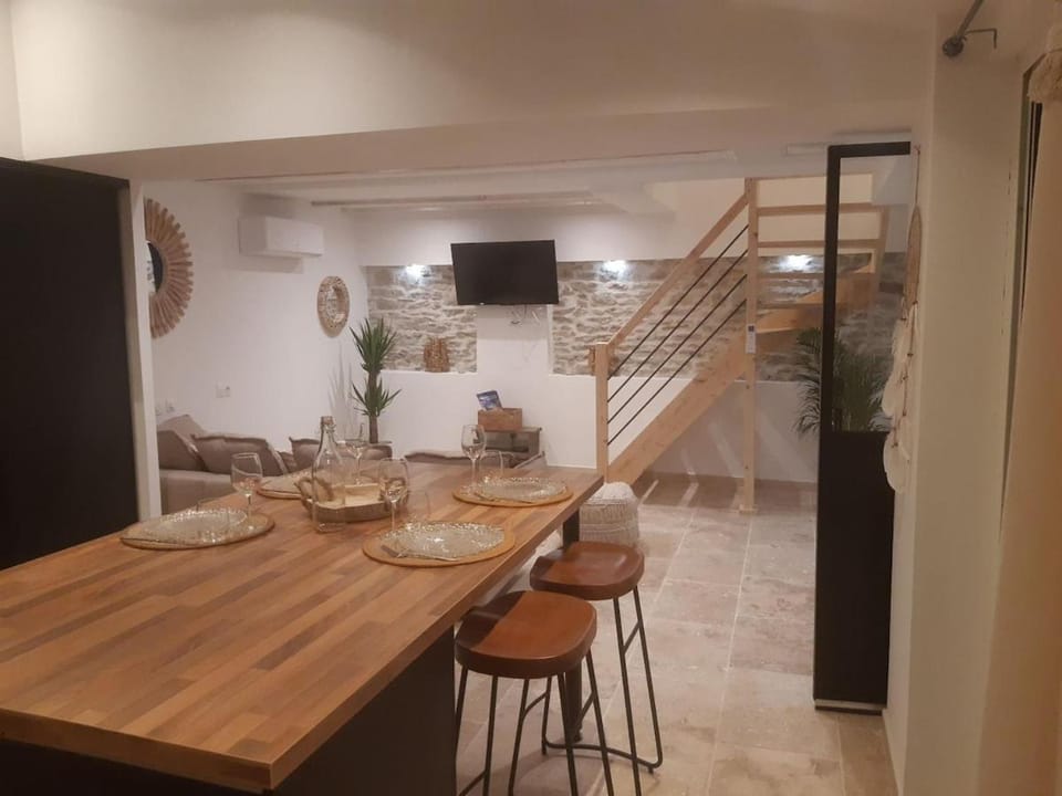L échappée bohème spa privatif &jaccuzzi Villa in Occitanie