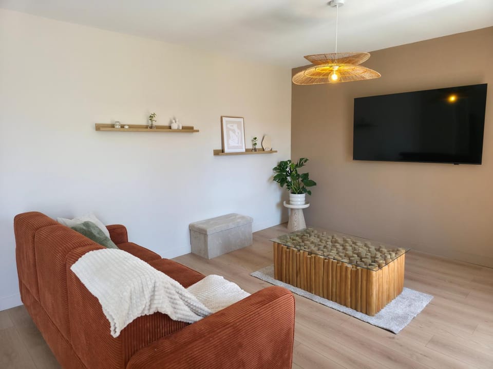 L'Escale Cosy avec Terasse Apartment in Bourgogne-Franche-Comté