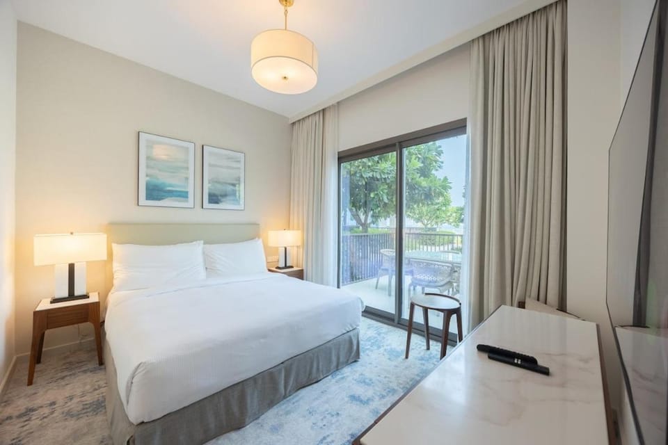Bloomfields 3BR plus Maids in The Address Beach Resort Apartment in Sharjah