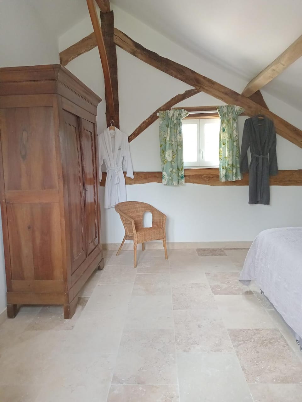 Le Petit Lavoir House in Nouvelle-Aquitaine