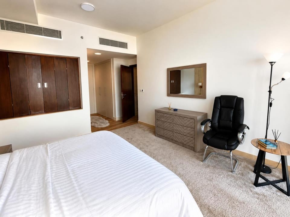 Bed, Bedroom, air conditioner