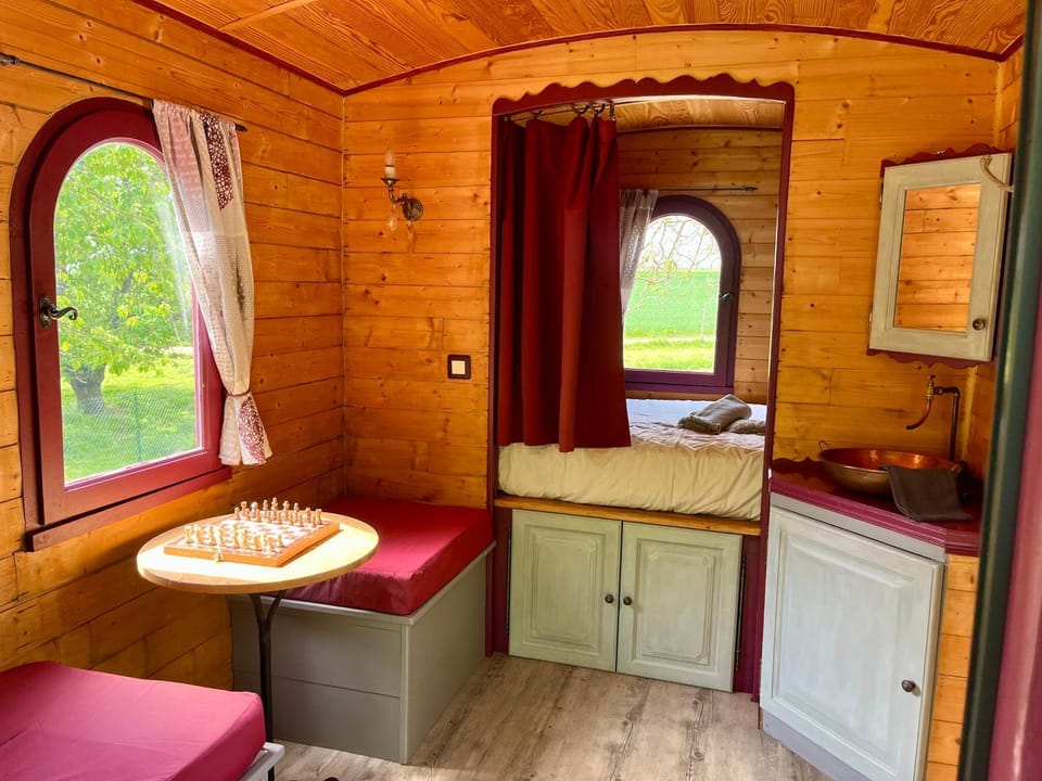 La Bohème aux wallabies Luxury tent in Auvergne-Rhône-Alpes