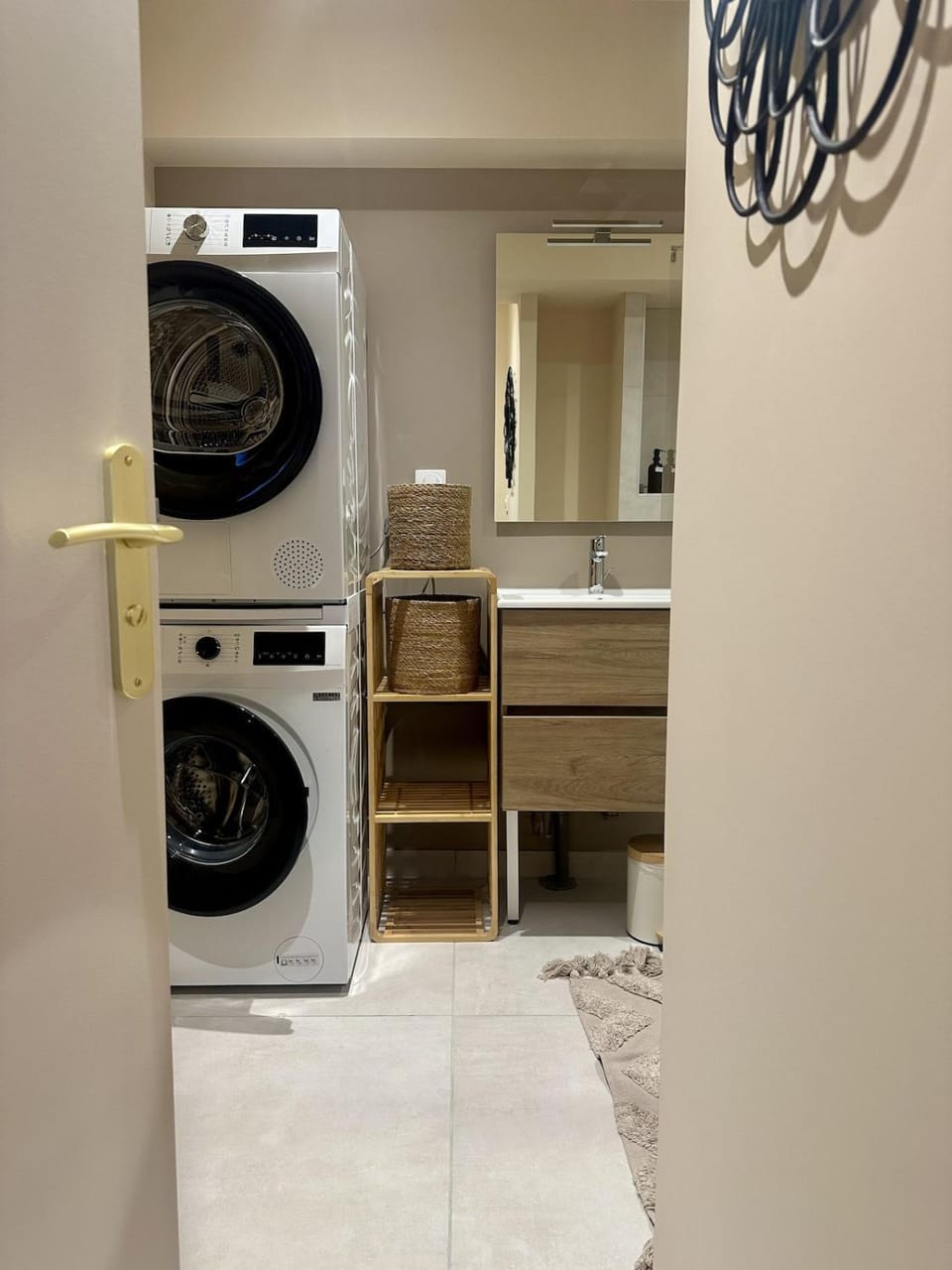 Bathroom, washing machine, dryer