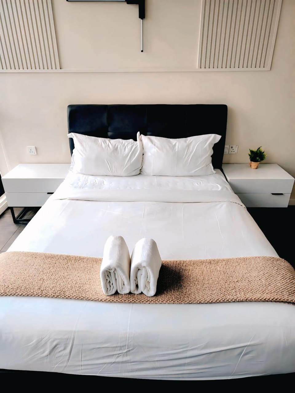 Bed, Bedroom, bunk bed, wardrobe