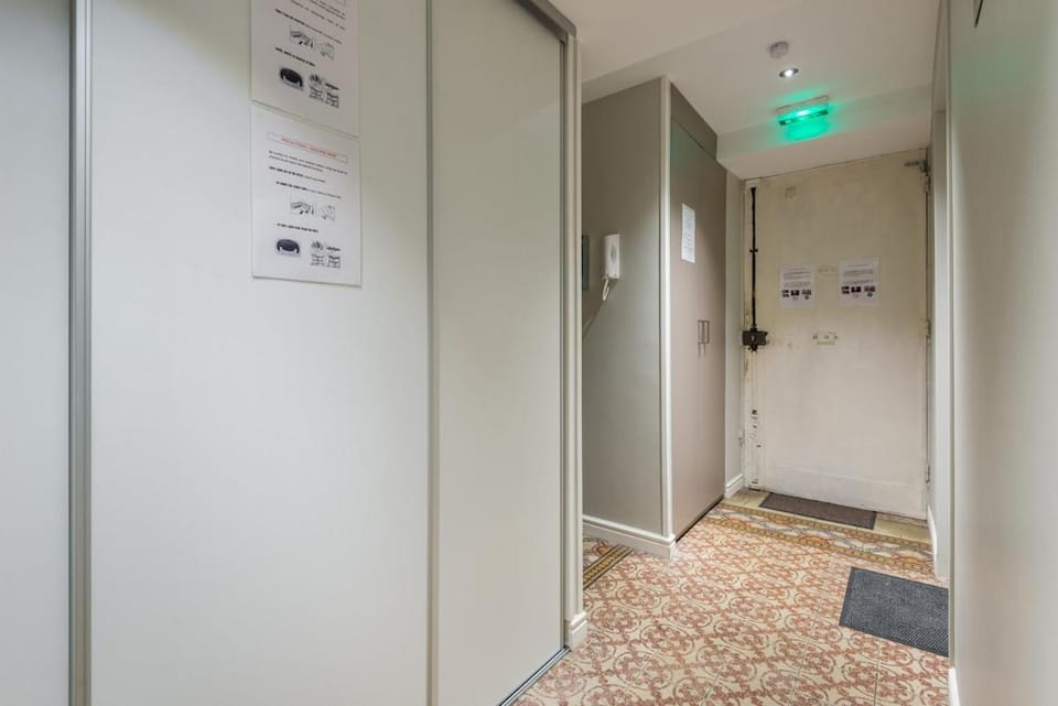 La Cabane studio au centre ville Apartment in Lyon