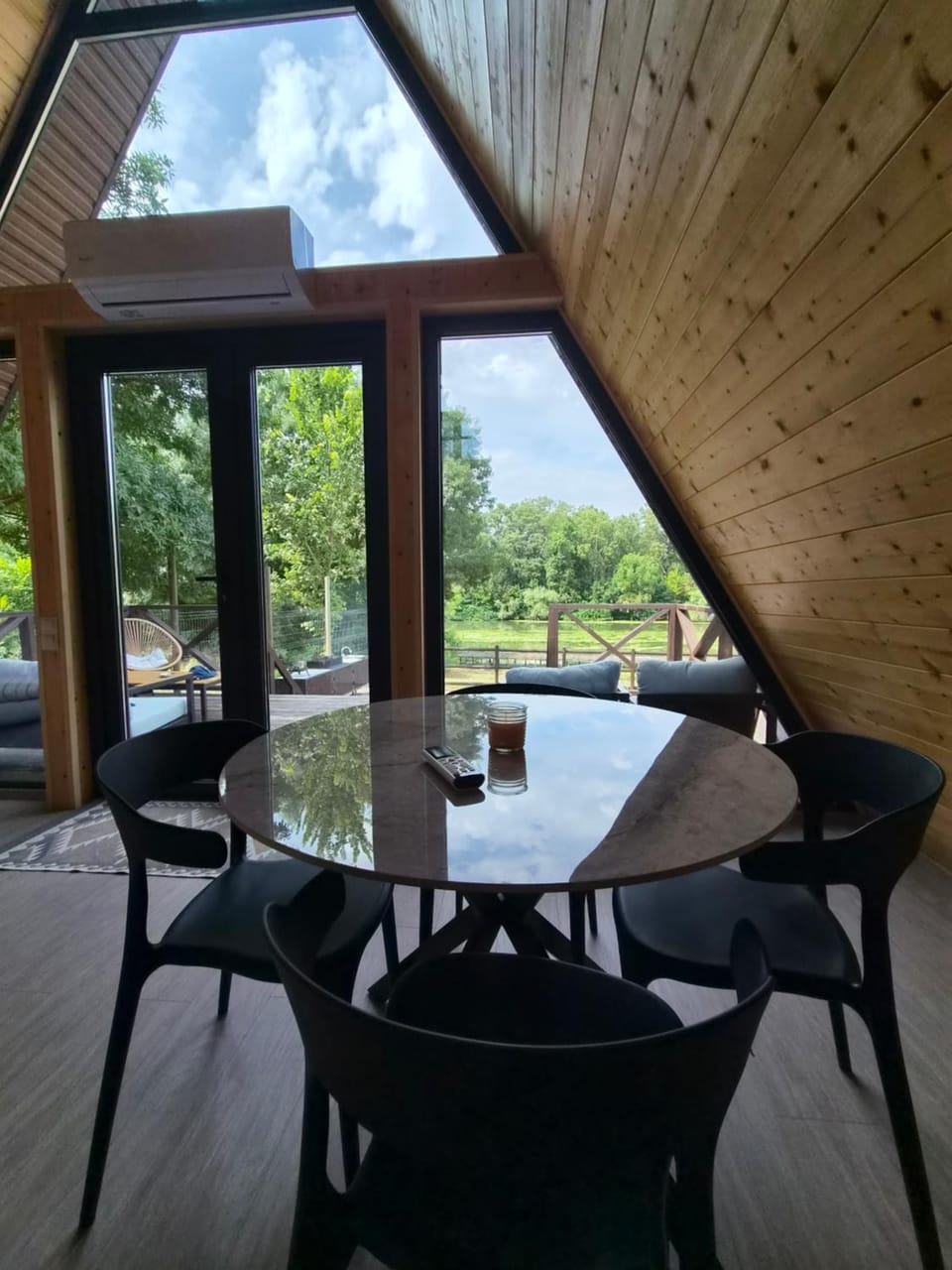 River House Chalet in Moldova